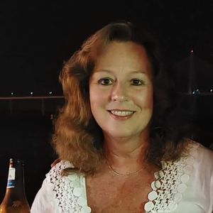 Meet your Posher, Deanna